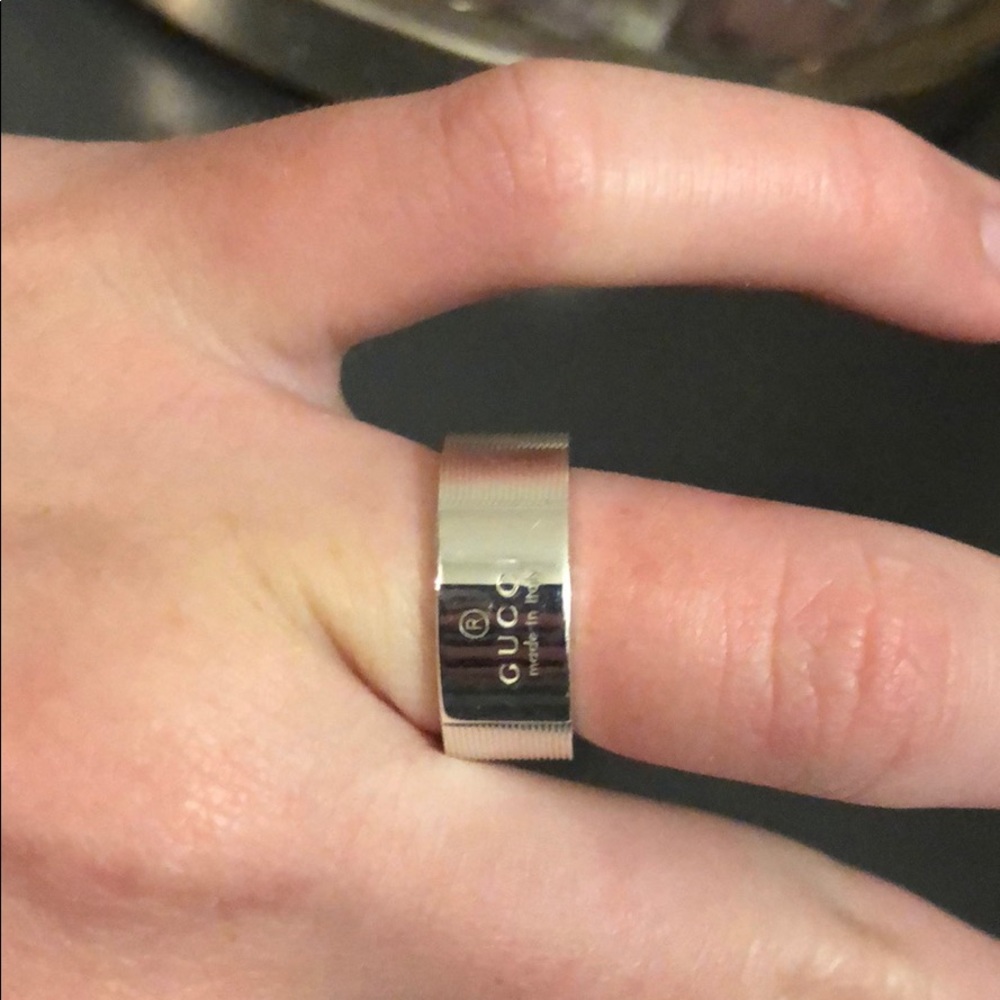 gucci ring - Picture 3 of 3